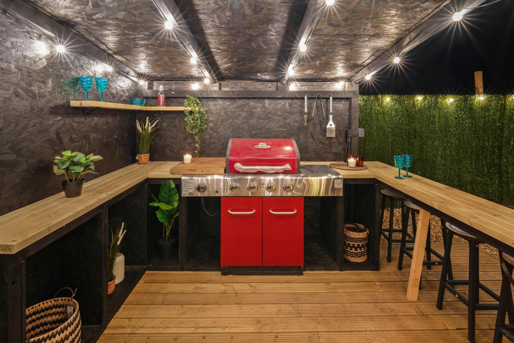 The Lodge At The Outside Inn Mountfield エクステリア 写真
